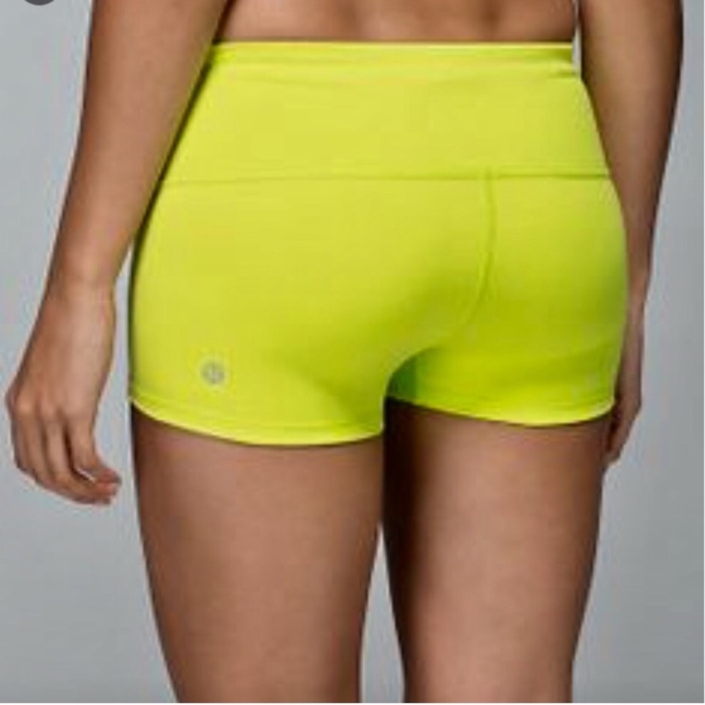 lululemon boogie shorts NEW